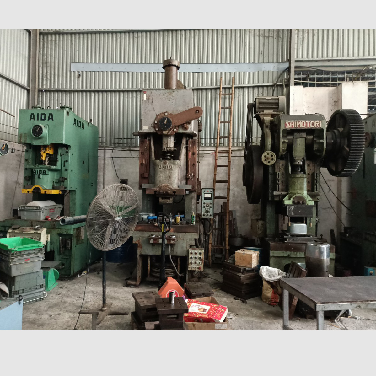 Máy đột dập 3