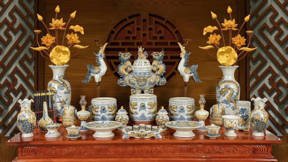 Ý Nghĩa Của Các Sản Phẩm Phong Thủy Trên Bàn Thờ Gia Tiên