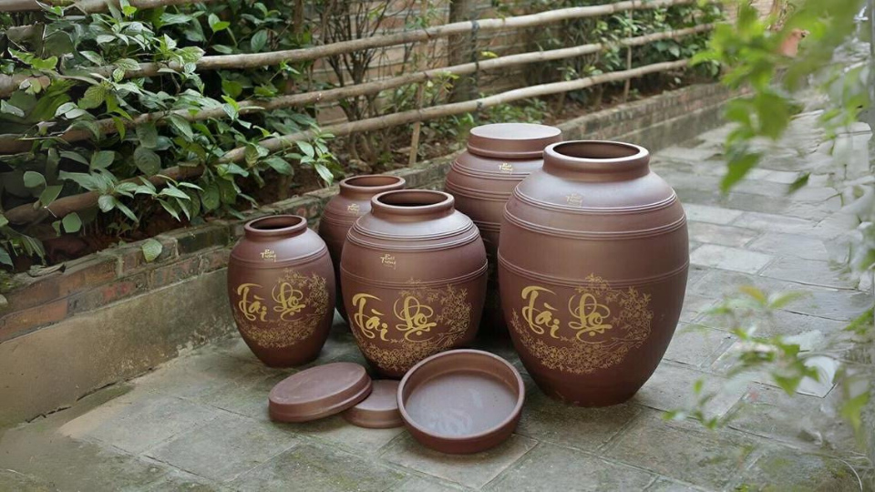 Hũ đựng gạo gốm Bát Tràng - Vật phẩm phong thuỷ không thể thiếu