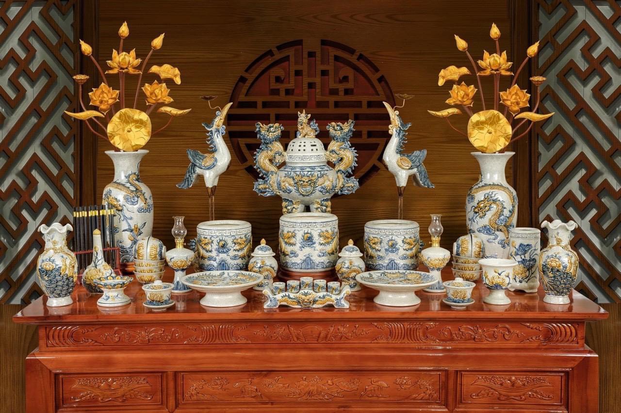 5 Điều Cần Tránh Khi Di Chuyển Bàn Thờ - Gốm Sứ Phúc Lộc Viên Minh