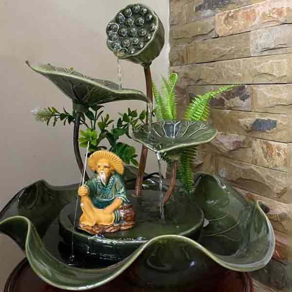 Ang Lá Sen Thác Phong Thủy Gốm Sứ Bát Tràng
