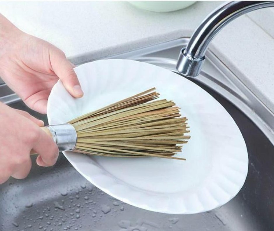 Chổi Tre Chuyên Dụng Để Vệ Sinh Chum Sành Bát Tràng 