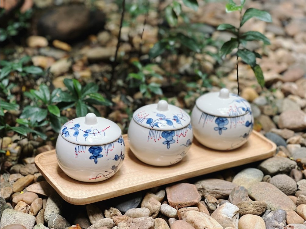 Hũ Sứ Bát Tràng Họa Tiết Cây Cỏ Vẽ Tay