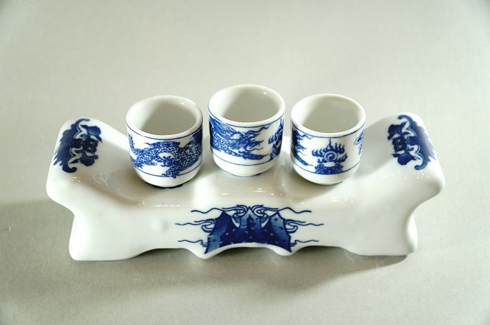 Kỷ 3 Chén Họa Tiết Rồng Gốm Sứ Bát Tràng