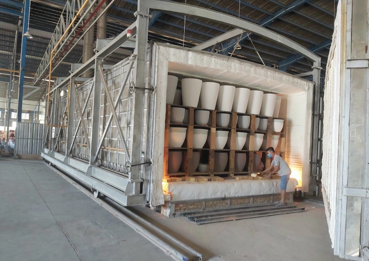 Lò Nung Gốm Sứ Bằng Điện Công Suất Lớn - Gốm Sứ Bát Tràng - Phúc Lộc Viên Minh