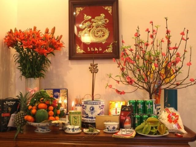 Tầm Quan Trọng Của Hương Trong Văn Hóa Thờ Cúng-Gốm Sứ Phúc Lộc Viên Minh.webp