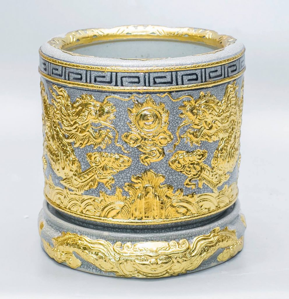 Ý Nghĩa Bát Hương Trên Bàn Thờ