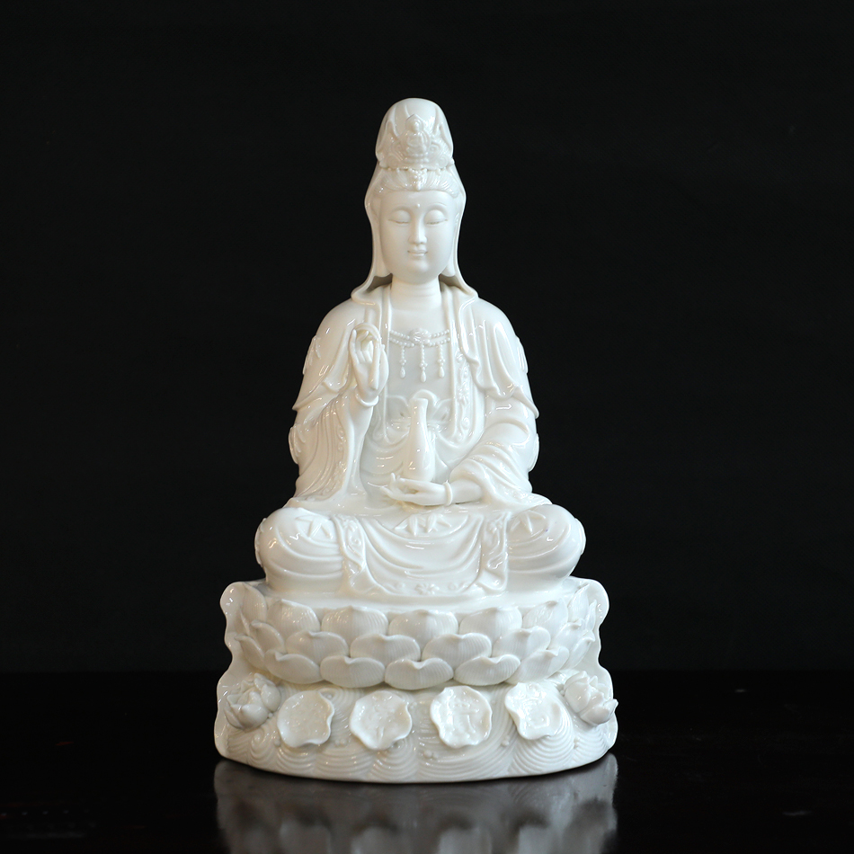 Ý Nghĩa Của Tượng Quan Thế Âm Bồ Tát - Gốm Sứ Cao Cấp