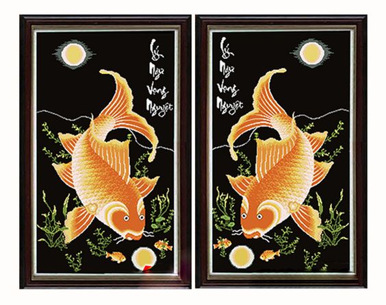 Ý Nghĩa Hình Tượng Lý Ngư Vọng Nguyệt Trên Gốm Sứ Bát Tràng