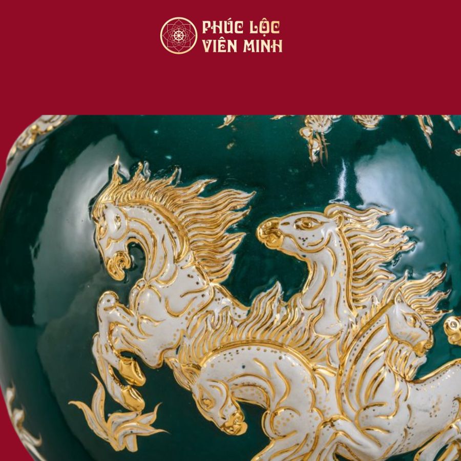 Bình Hút Lộc Mã Đáo Thành Công Men Xanh Lục Bảo Họa Tiết Trắng Vẽ Vàng Gốm Sứ Bát Tràng - Phúc Lộc Viên Minh