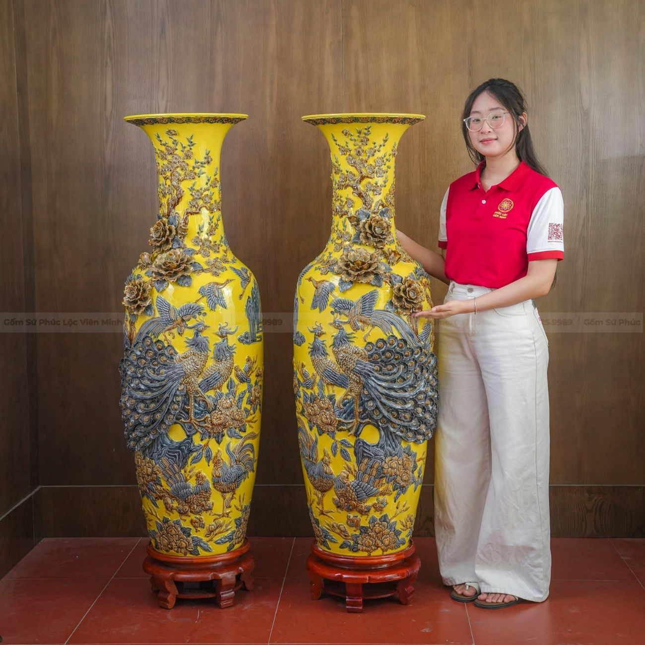 Đôi Lộc Bình Men Vàng Công Đào Đắp Nổi Kênh Bong Gốm Sứ Bát Tràng - Phúc Lộc Viên Minh - PL1525