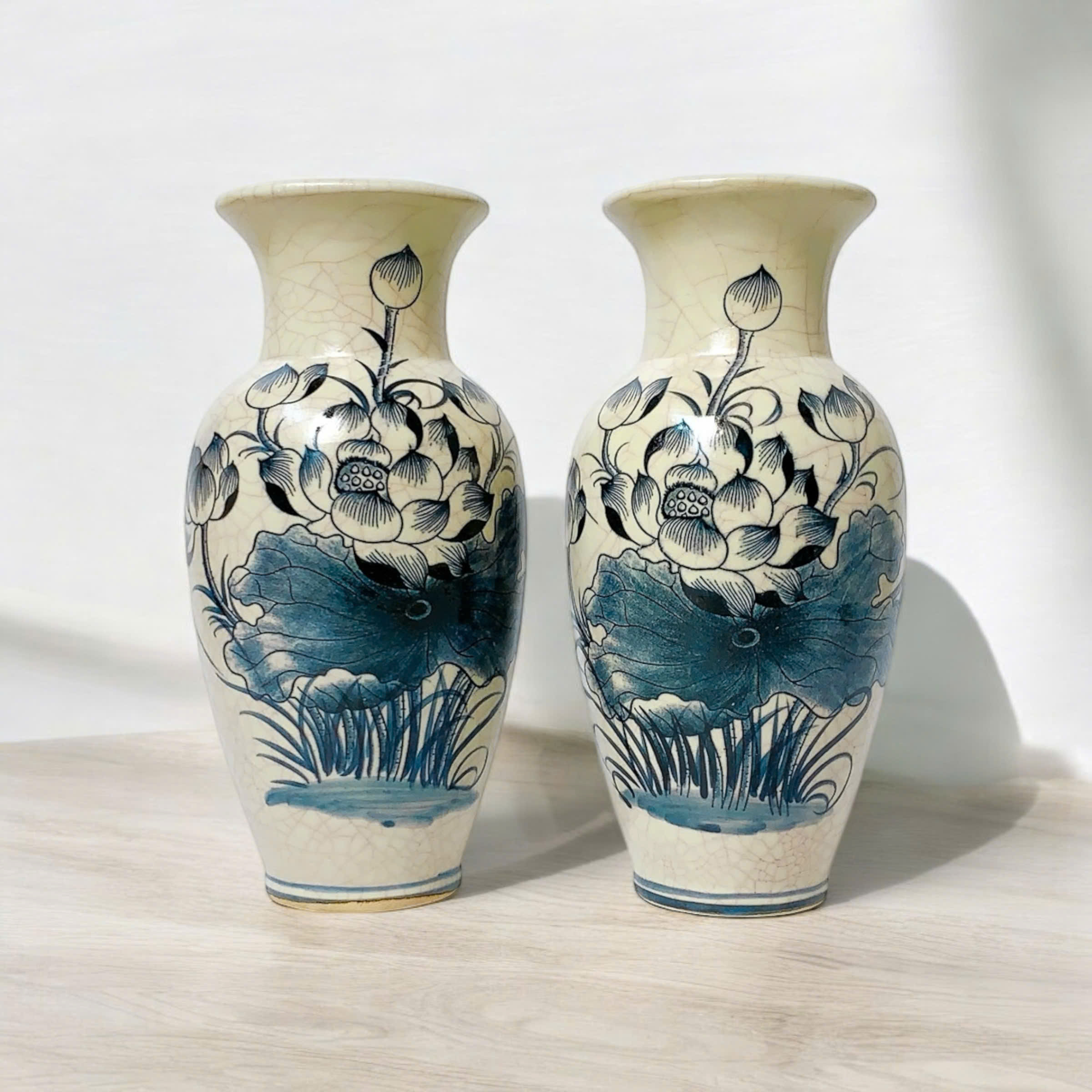 Đôi Lộc Bình Họa Tiết Sen Men Rạn Cổ Gốm Sứ Bát Tràng - Phúc Lộc Viên Minh - PL097