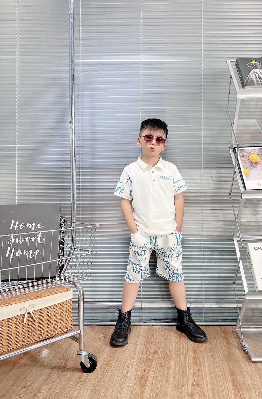 Bộ trụ bé trai cotton in hình Versace (26-38kg)