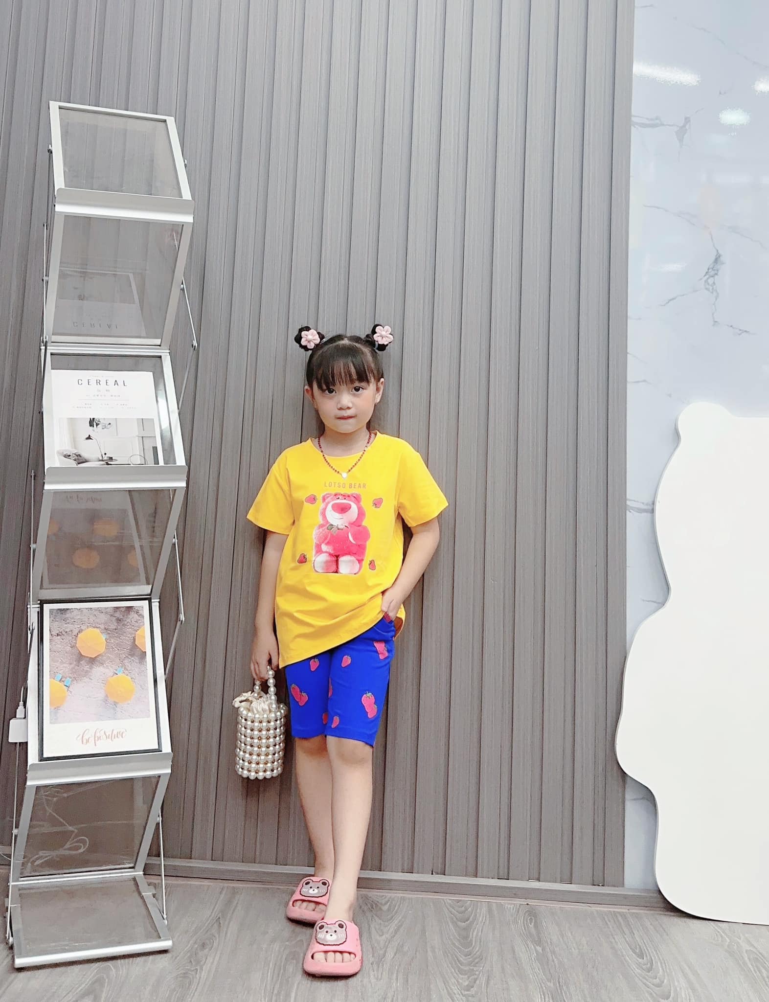Bộ lửng bé gái cotton in hình Gấu dâu Lotso bear (12-26Kg)