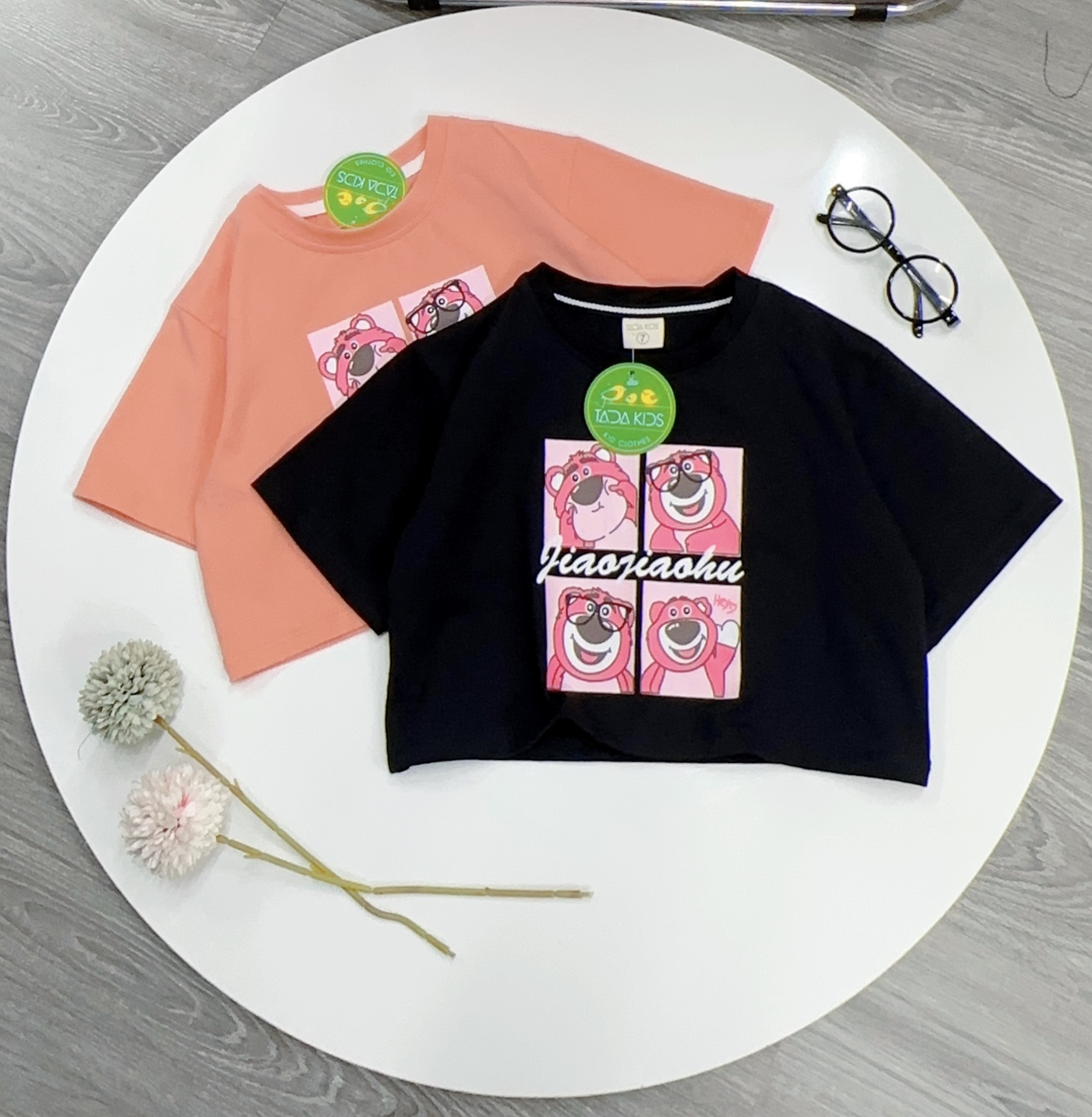 Áo Croptop 4 gấu dâu (cồ)