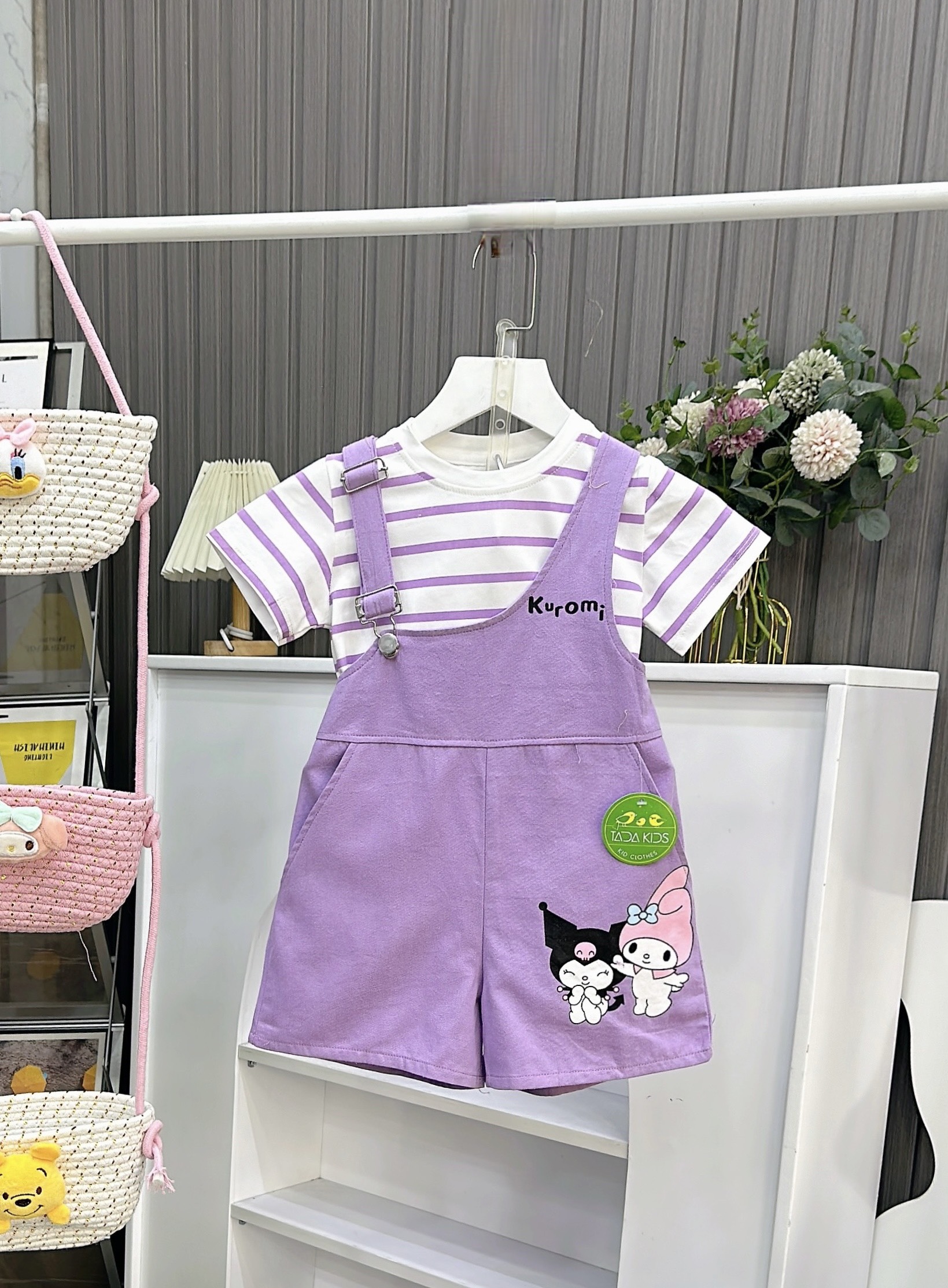Set Yếm Kuromi phối áo sọc cho bé từ 26-40Kg