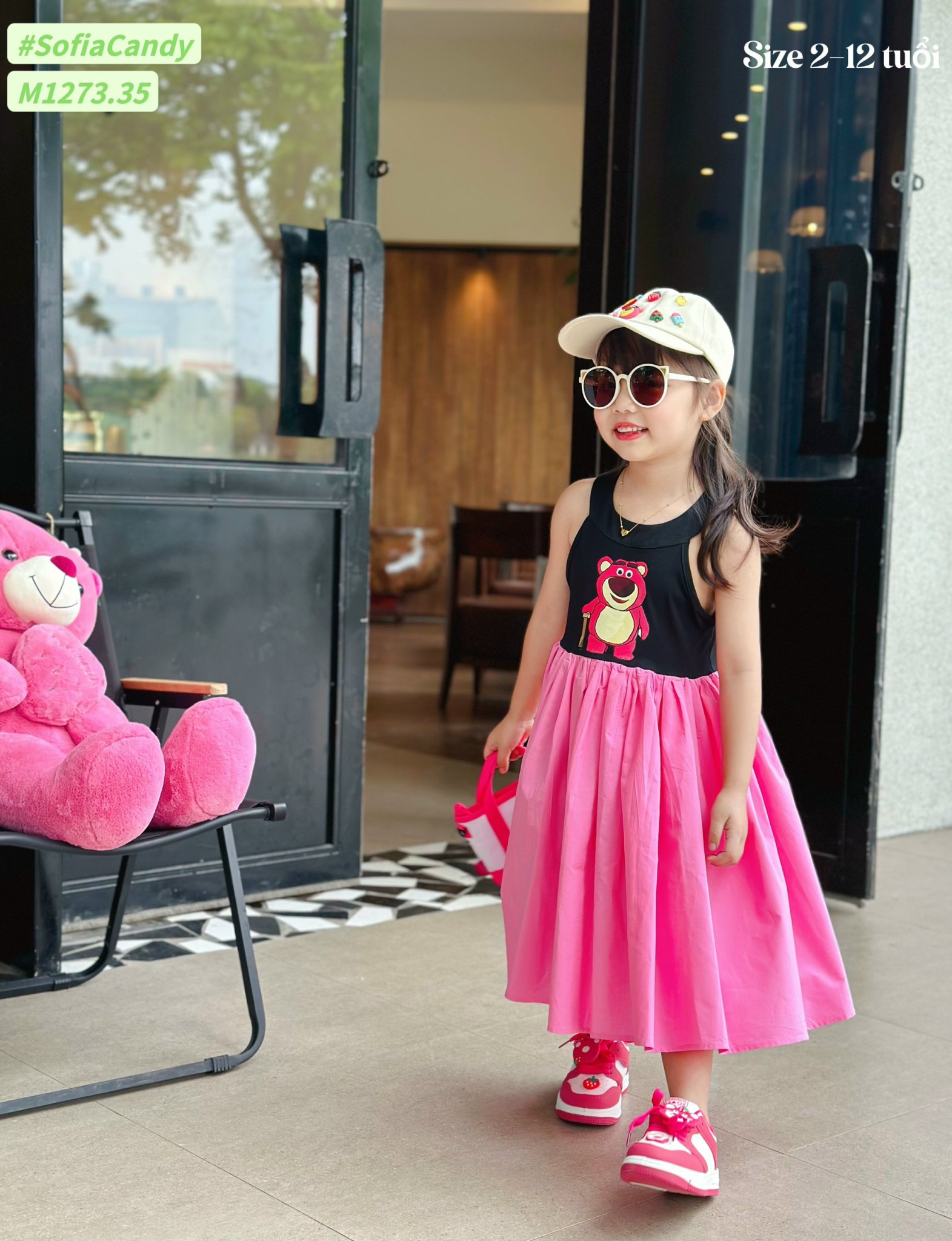 Đầm sát nách phối chân váy xoè in gấu dâu cho bé từ 10-40Kg