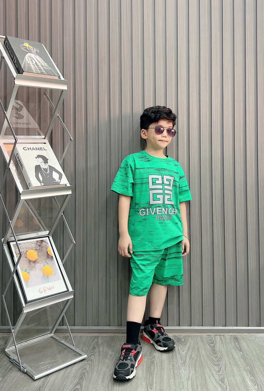 Bộ bé trai cotton in hình Givechy (43-63kg)