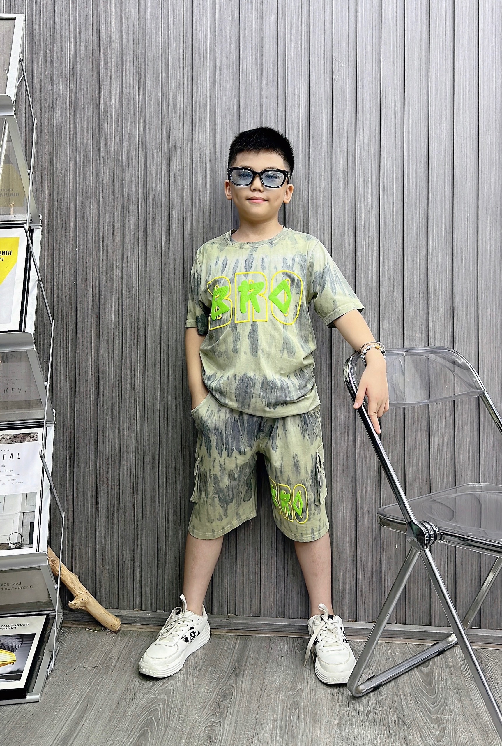 Bộ thun cotton wash in chữ BRO cho bé từ 26-39Kg