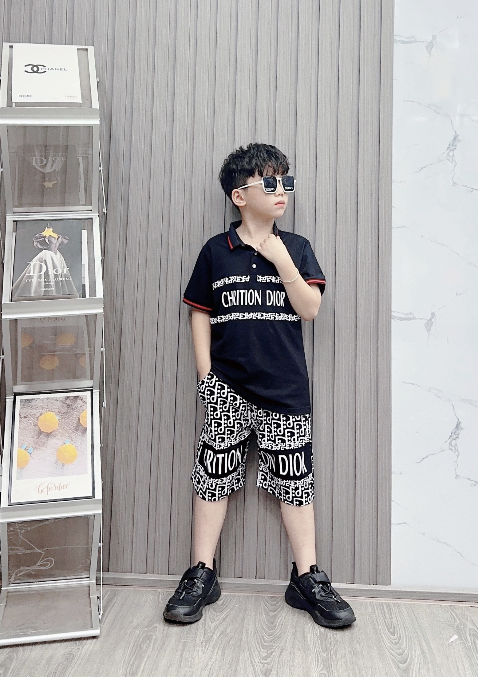 Bộ thun cotton cổ trụ Chrition Dio size cho bé từ 11-25Kg