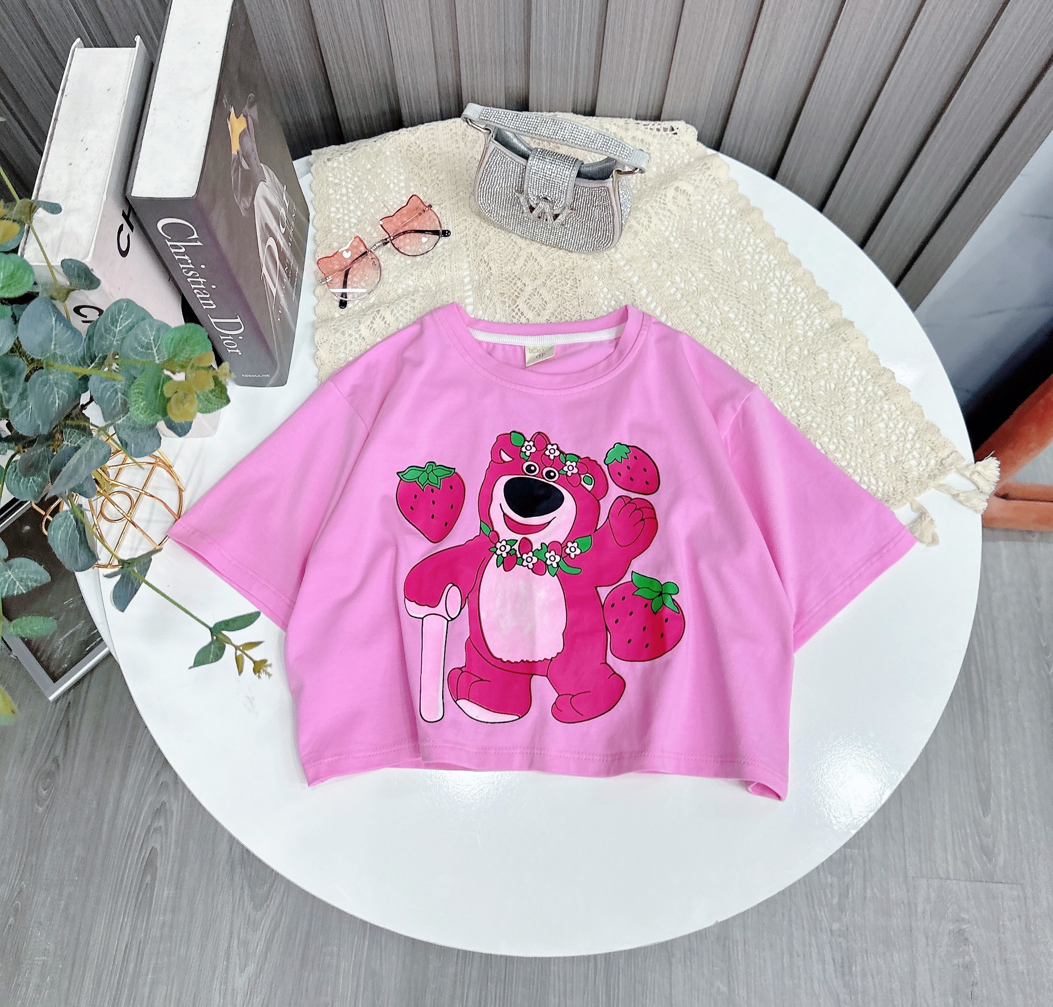 Áo Croptop gấu dâu (26-40Kg)