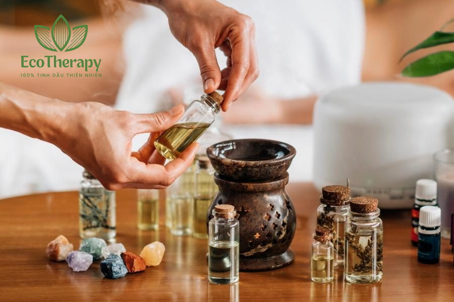 Liệu pháp Aromatherapy cấp tốc: 3 điểm huyệt đạo giảm đau đầu căng thẳng nhanh chóng