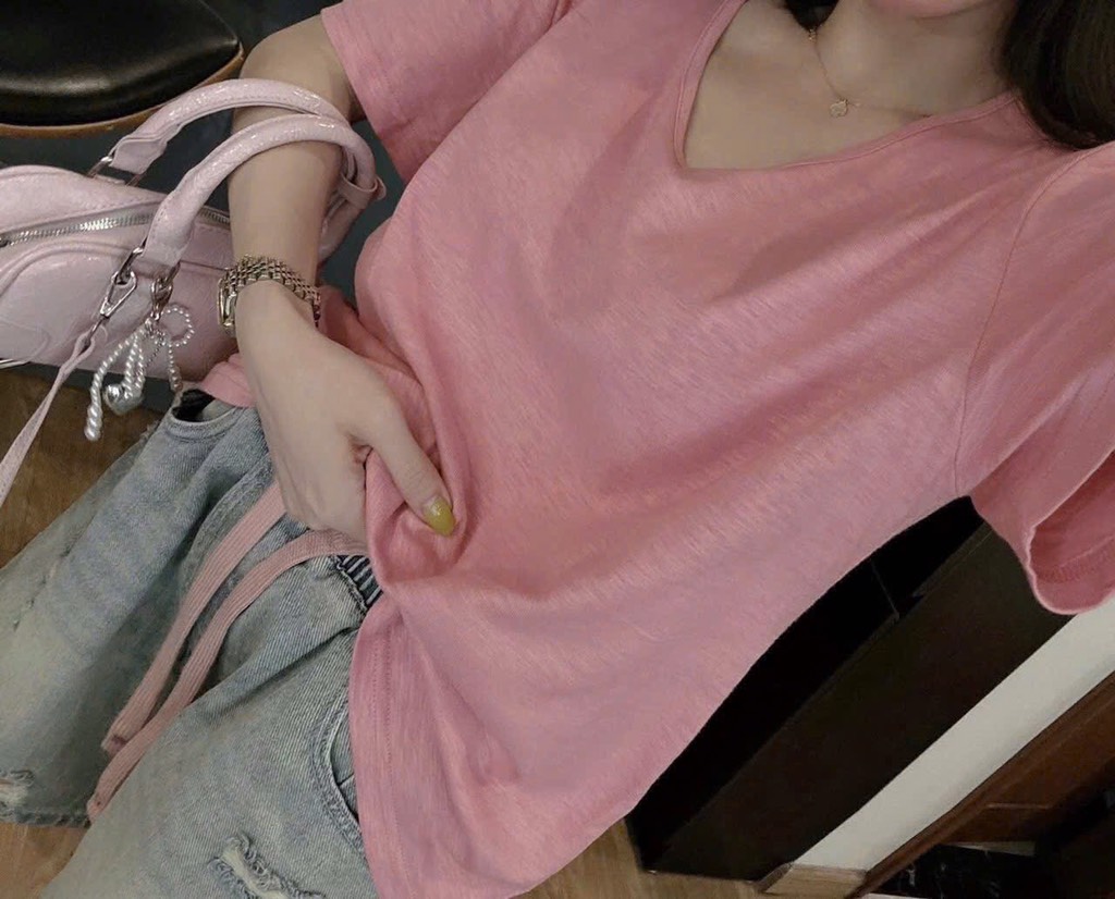 ÁO PHÔNG HỒNG+ QUẦN NGỐ JEAN ỐNG RỘNG GÂU CẠP CHUN NỮ