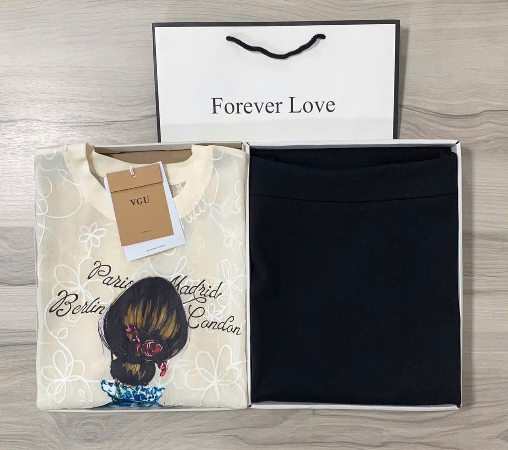 SET ÁO REN TƠ CÔ GÁI CV ĐUÔI CÁ NỮ (LOẠI ĐẮT)