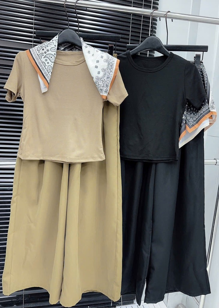 SET ÁO THUN QUẦN SUÔNG RỘNG KÈM KHĂN NỮ