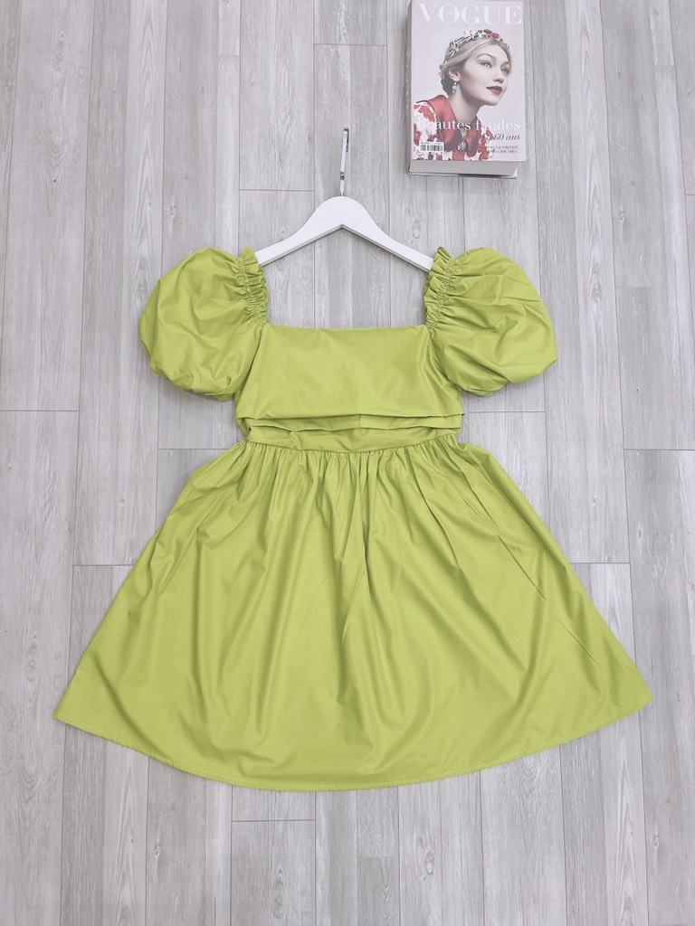 VÁY XANH LI NGỰC NƠ SAU