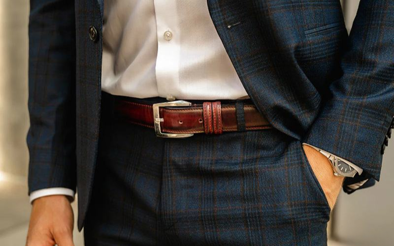 Gợi ý phối thắt lưng với suit giúp bạn chinh phục mọi ánh nhìn