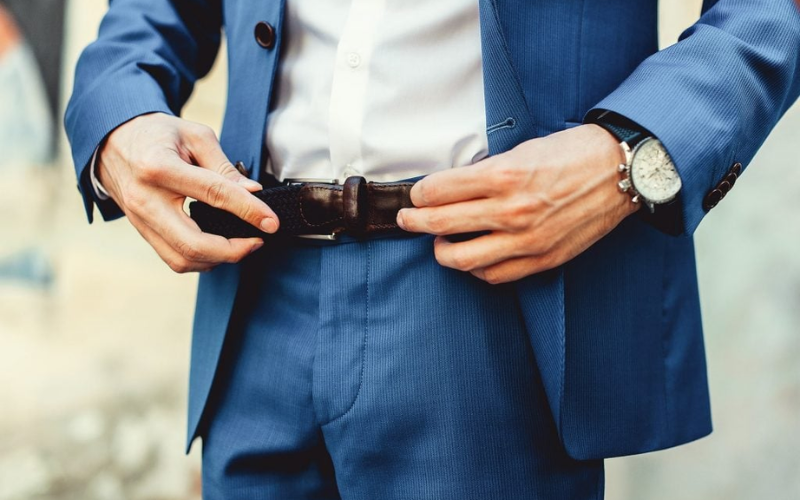Gợi ý phối thắt lưng với suit giúp bạn chinh phục mọi ánh nhìn