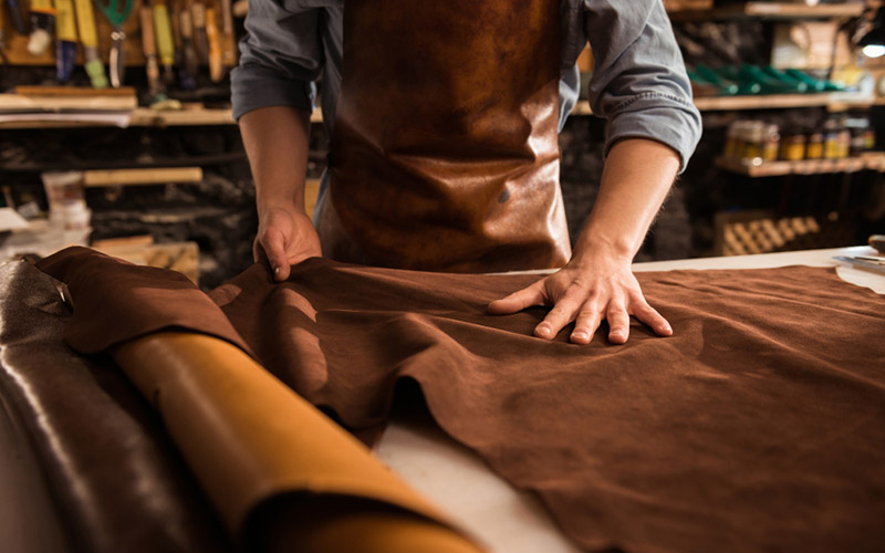 Giải Mã Genuine Leather Là Gì? Ưu Nhược Điểm Và Ứng Dụng