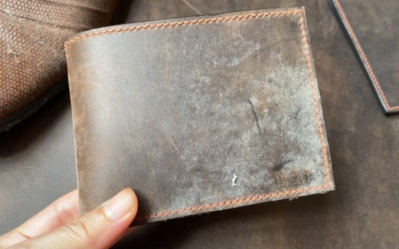 10 Cách Vệ Sinh Và Chăm Sóc Ví Da Đơn Giản Tại Nhà