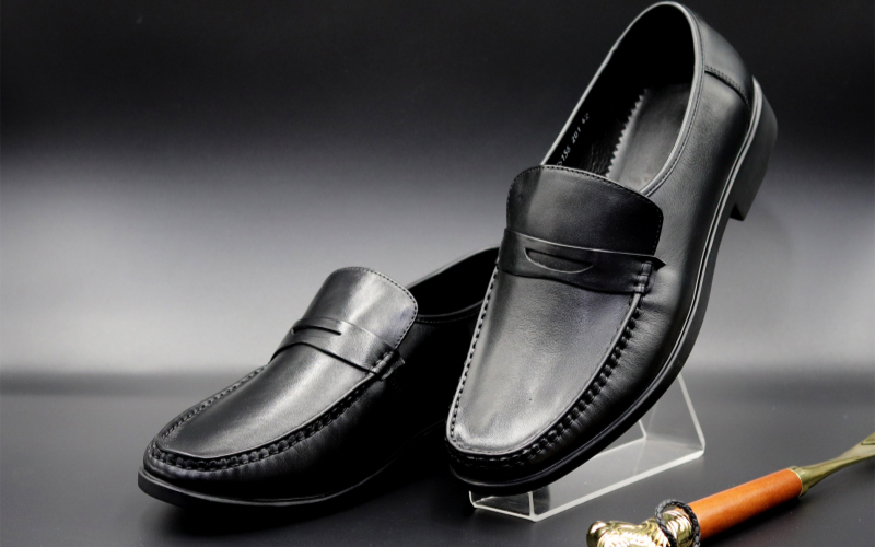 Cách phân biệt Giày Loafer & Giày Moccasin cực đơn giản