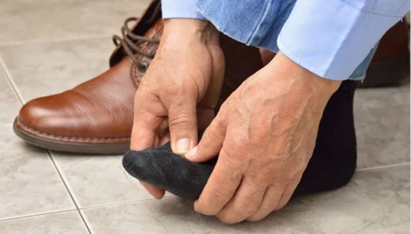 Tác hại của việc đi giày cứng