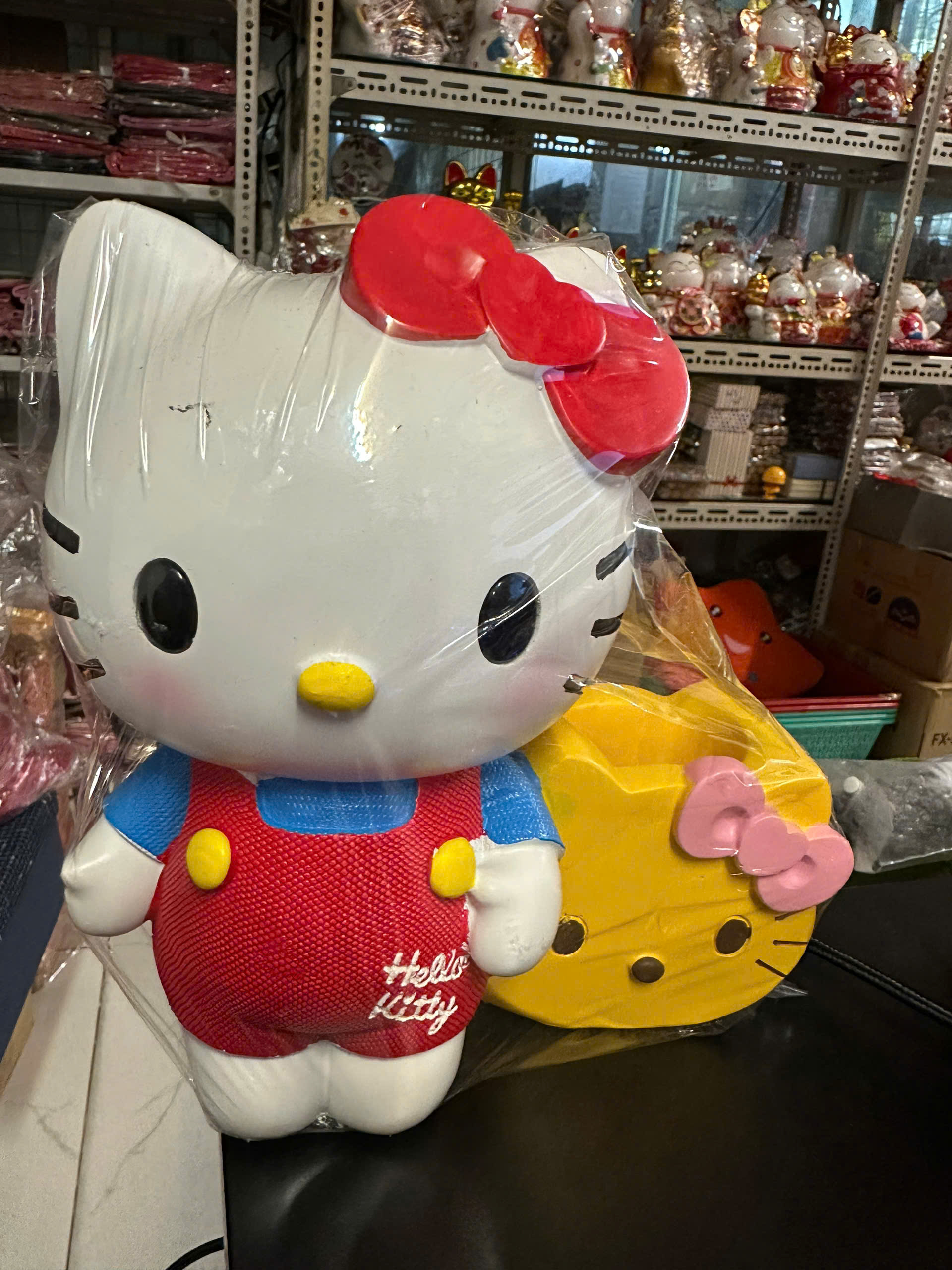 Tượng Kitty JB-8312