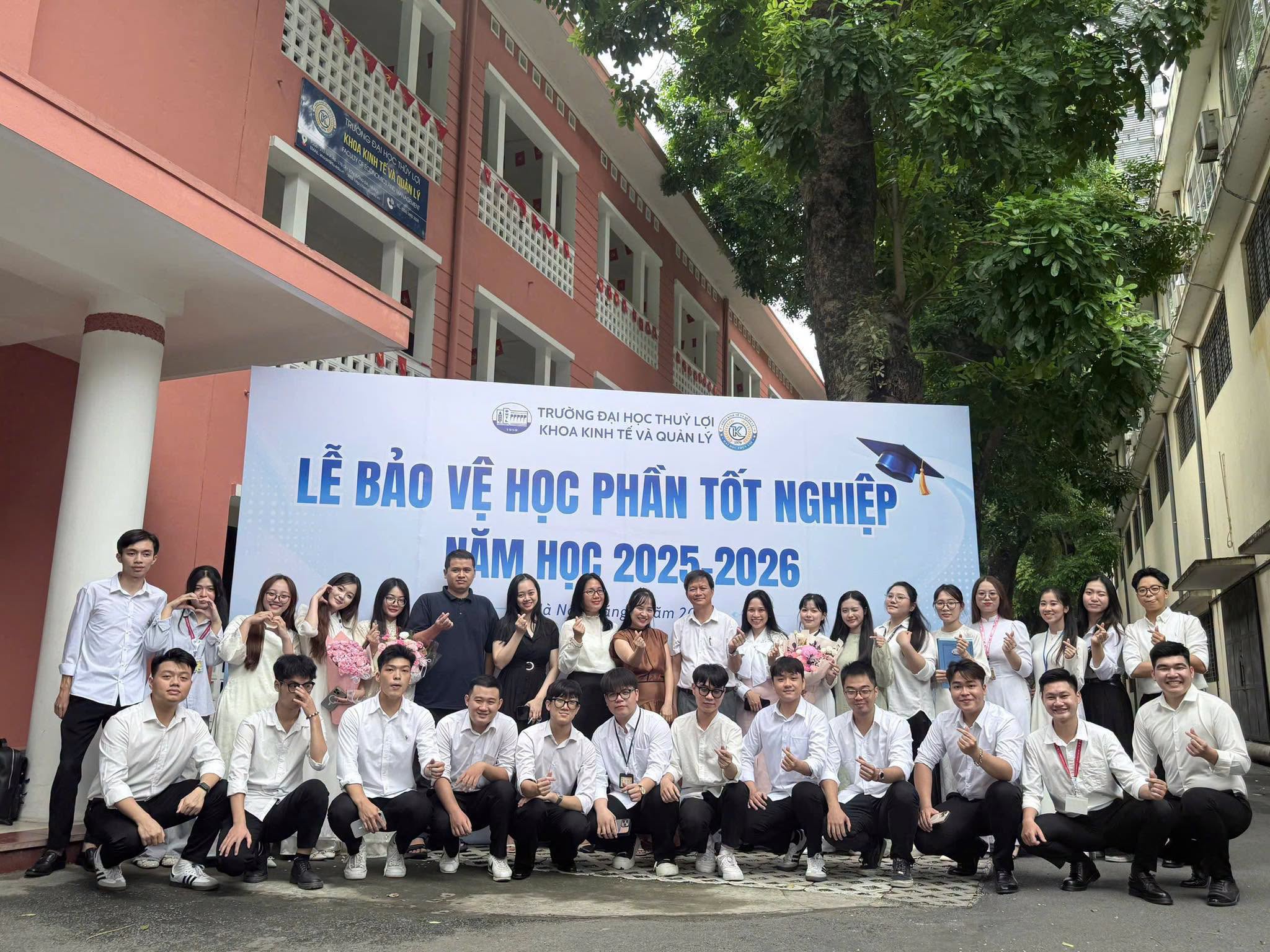 Khoa Kinh tế và Quản lý TLU