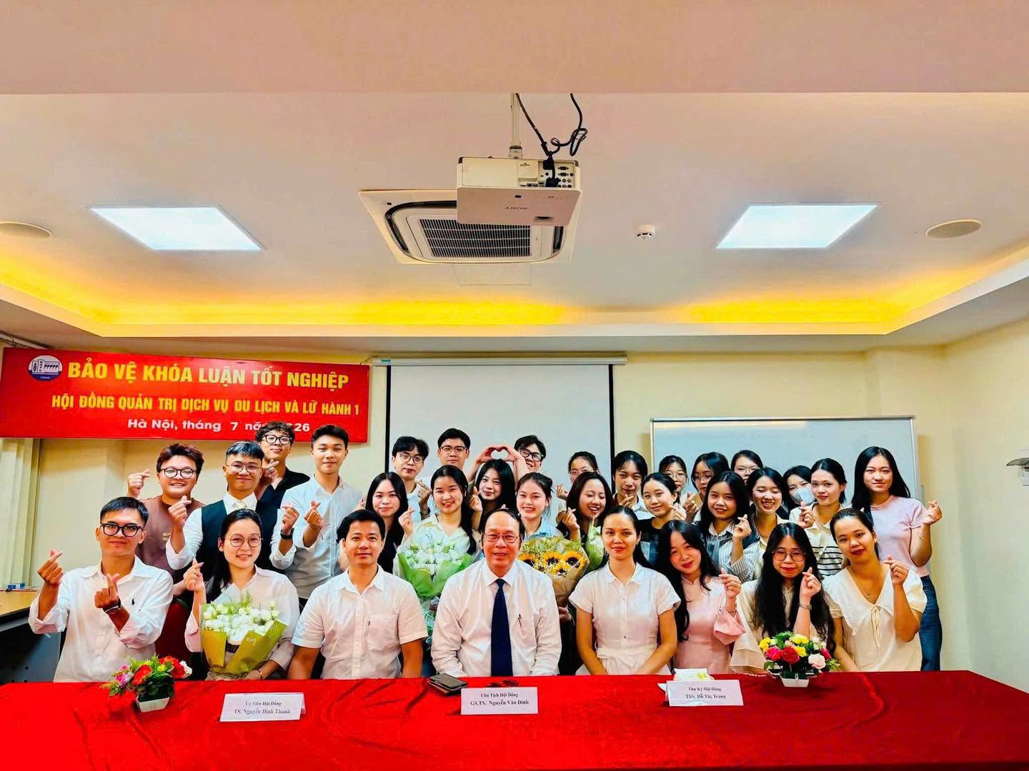 Khoa Kinh tế và Quản lý TLU