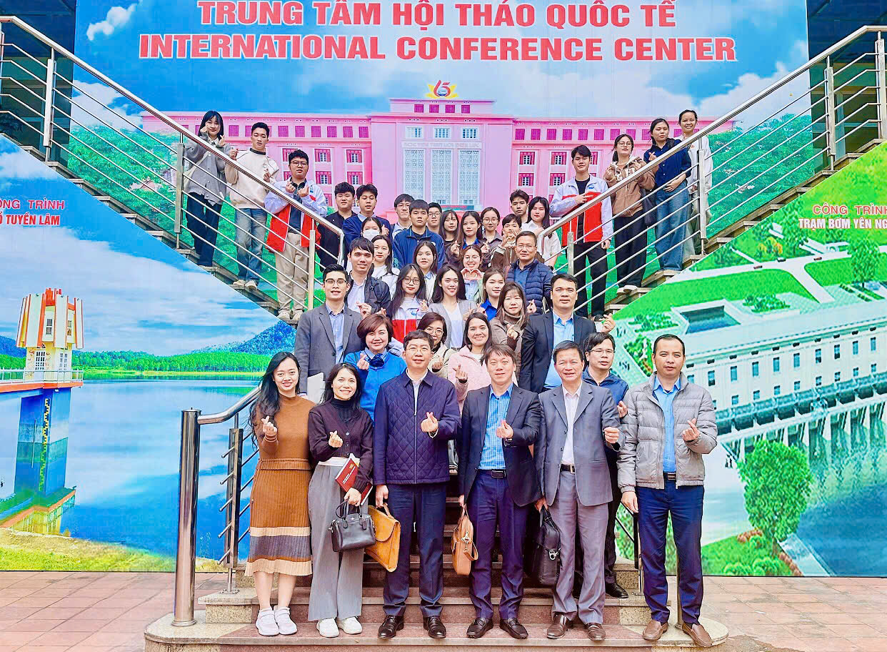 Khoa Kinh tế và Quản lý TLU