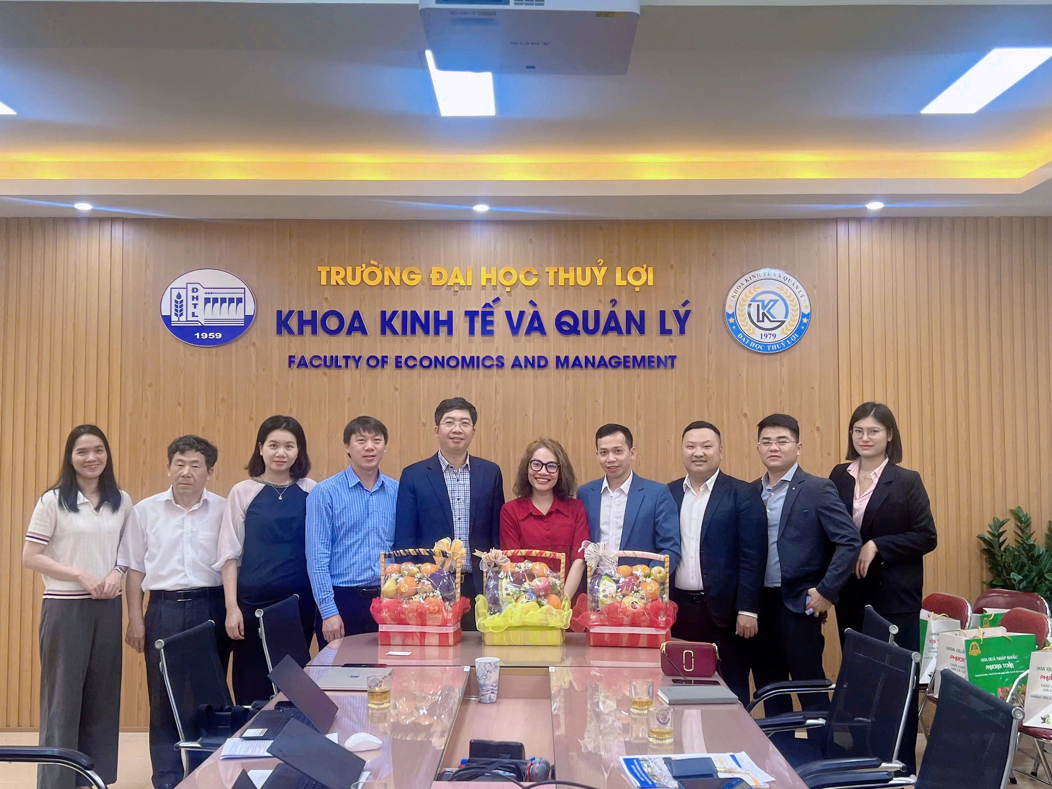 Khám Phá Thế Giới Đầy Màu Sắc Của Rikvip - Nơi Giải Trí Và May Mắn Giao Thoa