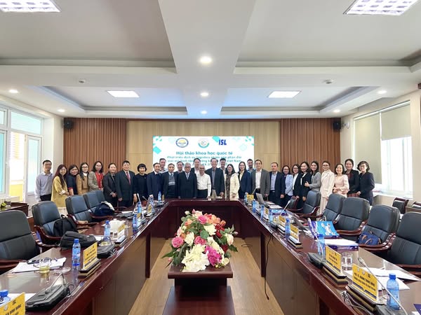 Khoa Kinh tế và Quản lý TLU