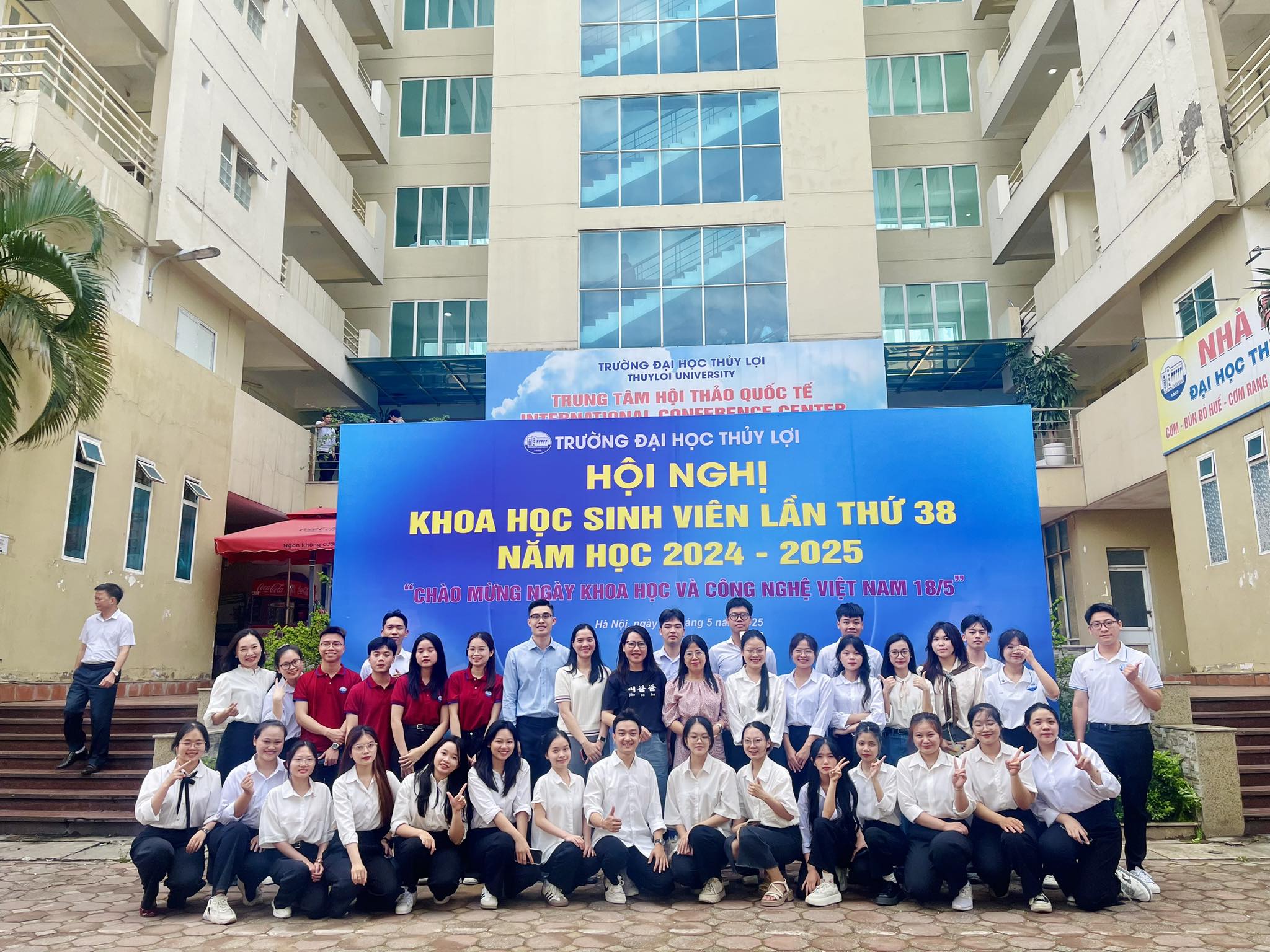 Khoa Kinh tế và Quản lý TLU