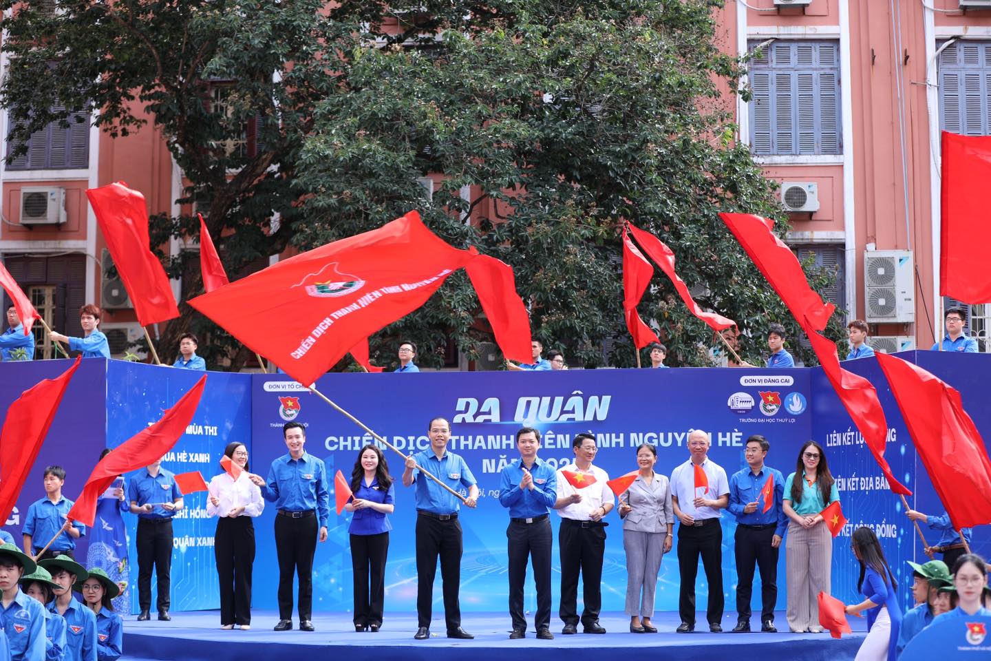 Khoa Kinh tế và Quản lý TLU