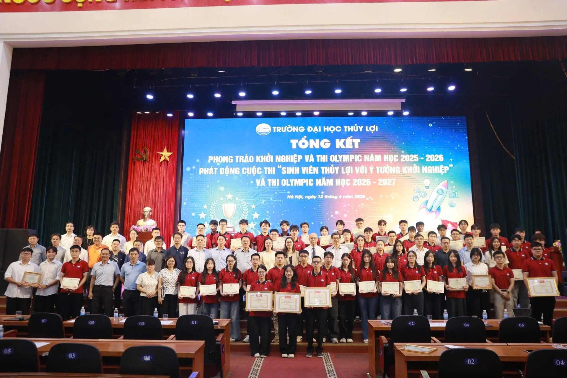 Khoa Kinh tế và Quản lý TLU