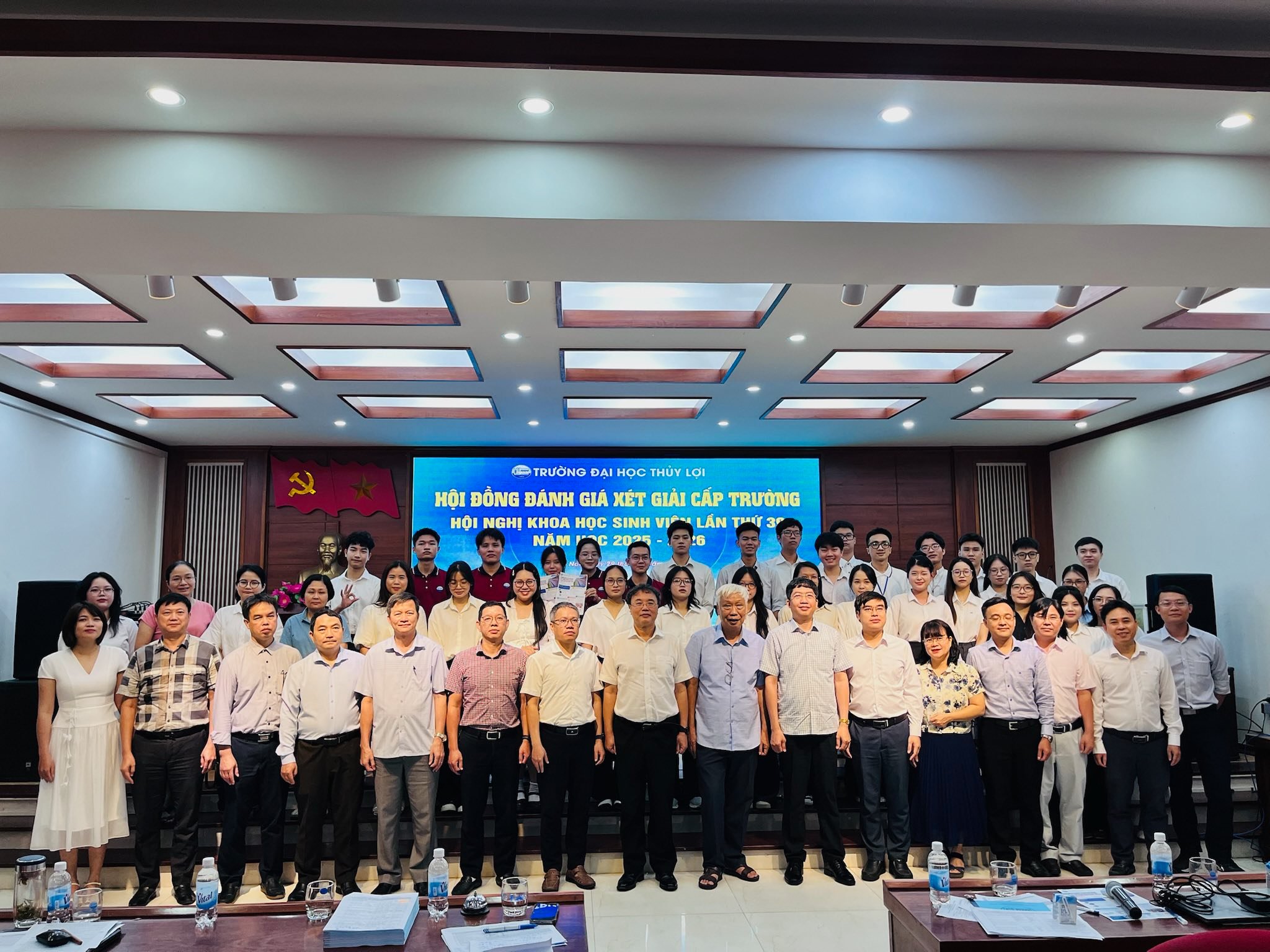 Khoa Kinh tế và Quản lý TLU
