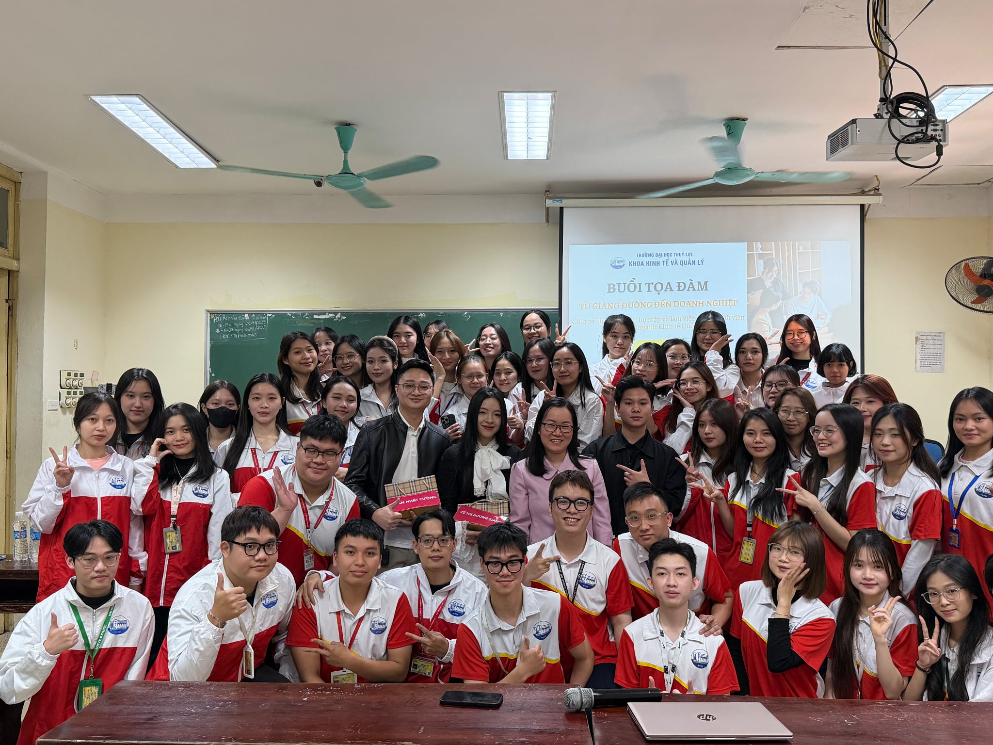 Khoa Kinh tế và Quản lý TLU