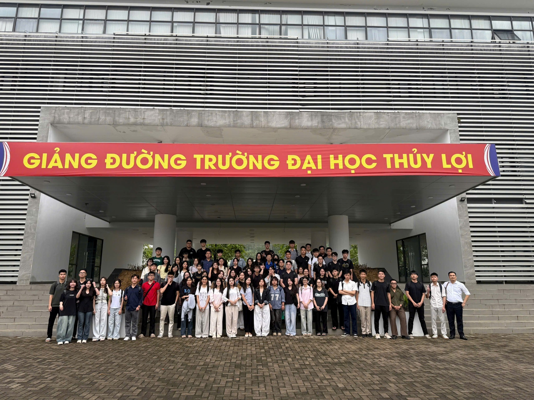 Khoa Kinh tế và Quản lý TLU