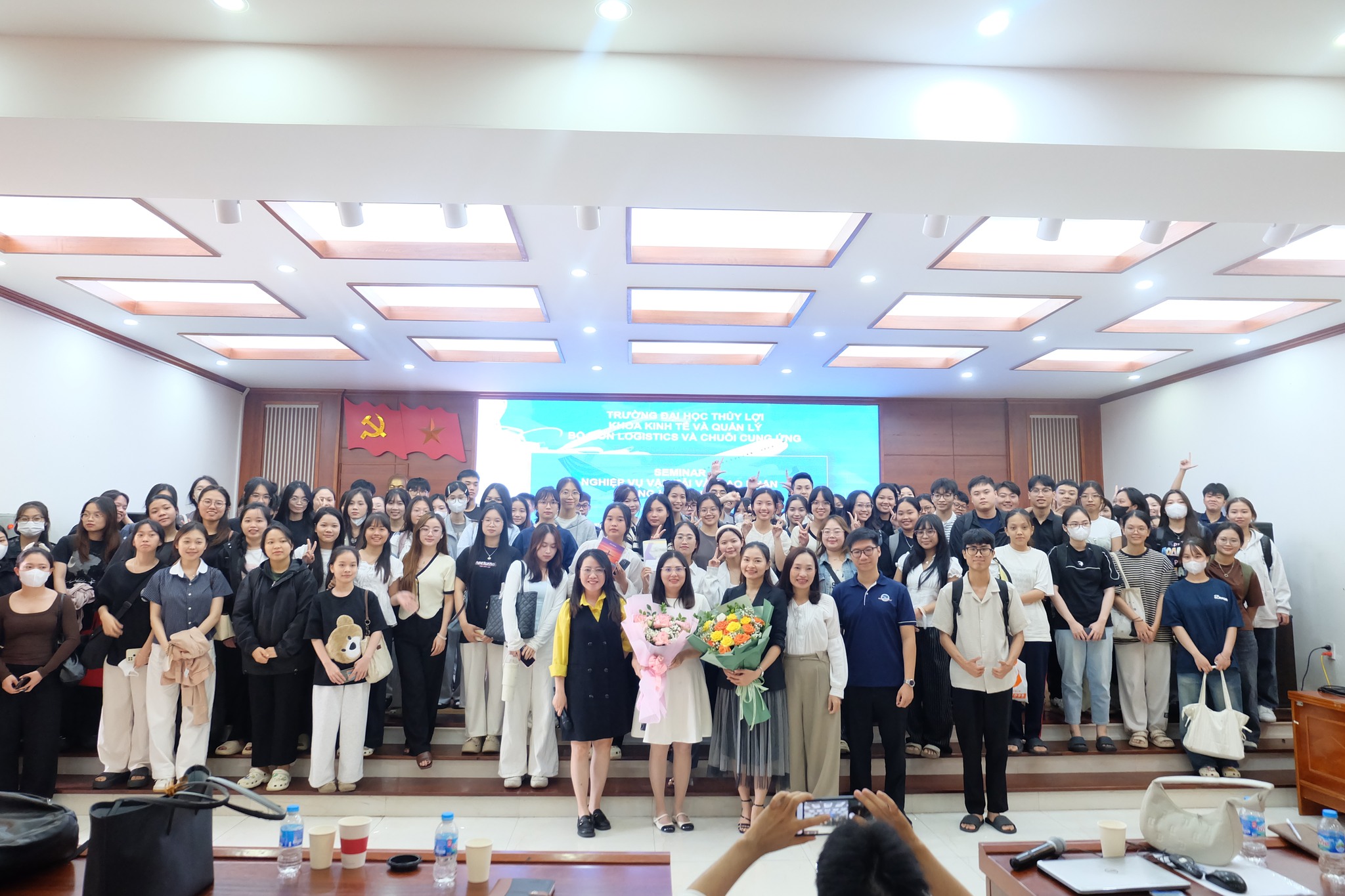 Khoa Kinh tế và Quản lý TLU