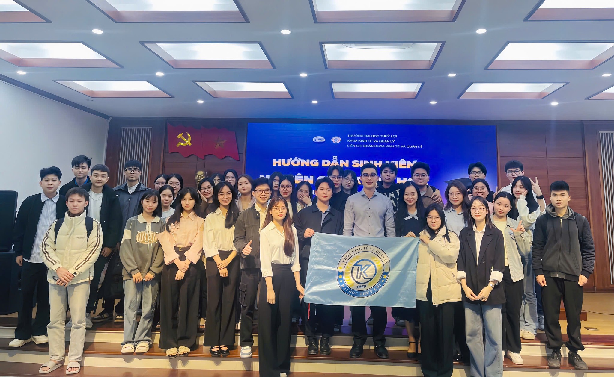 Khoa Kinh tế và Quản lý TLU